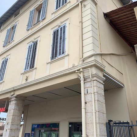 Un Appartement Atypiquement Provencal Le Cannet Dış mekan fotoğraf